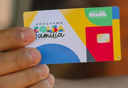 Caixa paga bolsa família a beneficiários com nis final 6