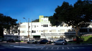 Mais de 1.000 vagas em cursos técnicos; veja como se inscrever