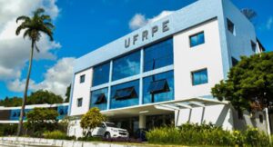 Questão resolvida sobre fluxo da informação genética, da UFRPE