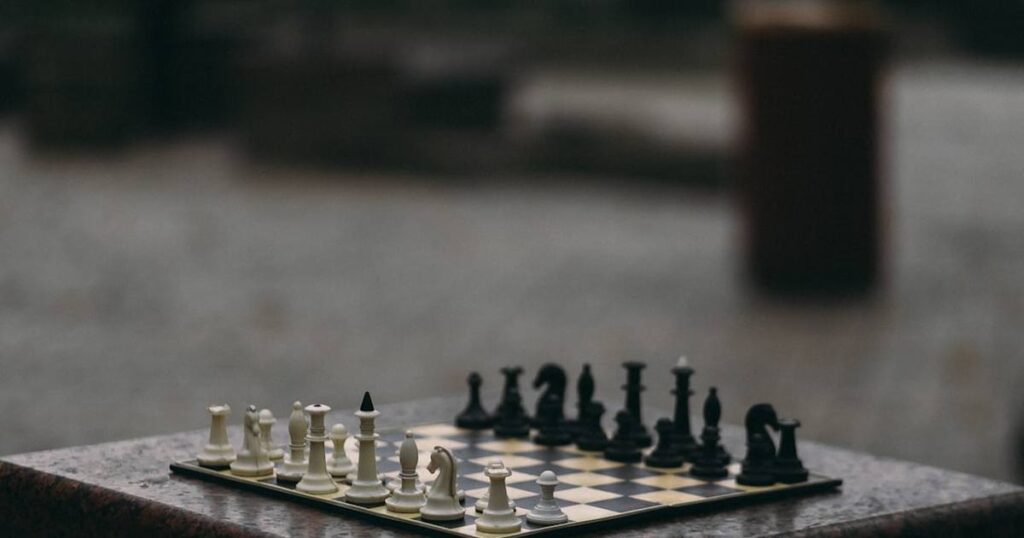 Como enxergar uma tática de três lances sem calcular tudo